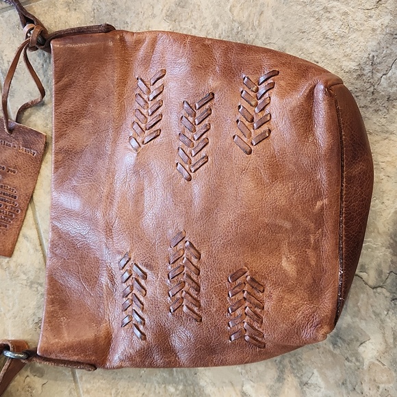 Latico 100% Leather Crossbody Cognac Purse NWT - Picture 4 of 8